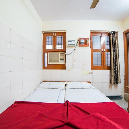 Hotel O Sree Radha Lodge Near Snow World Secunderabad Екстер'єр фото