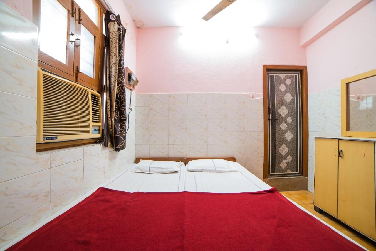 Hotel O Sree Radha Lodge Near Snow World Secunderabad Екстер'єр фото
