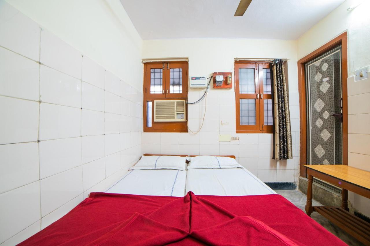 Hotel O Sree Radha Lodge Near Snow World Secunderabad Екстер'єр фото