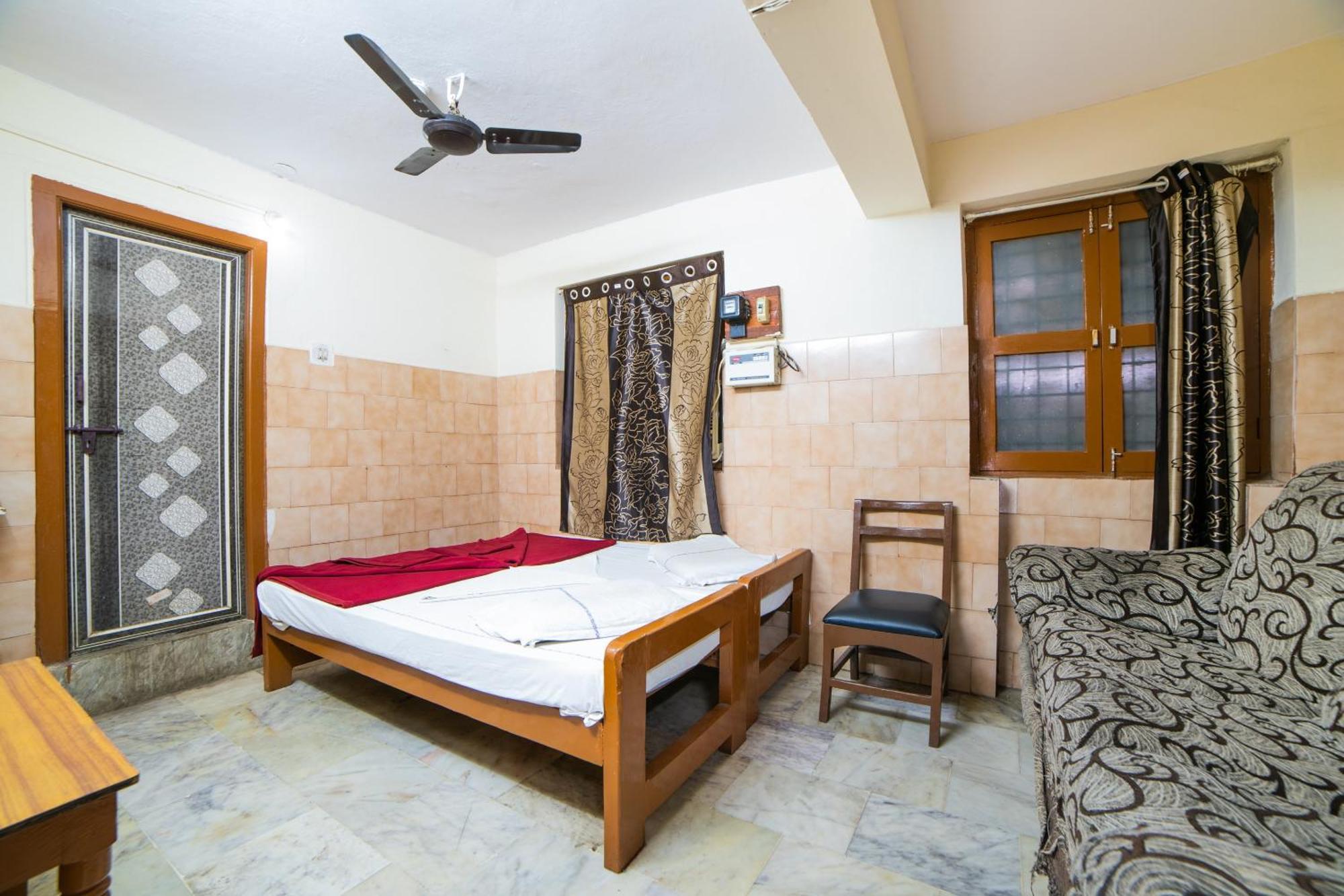 Hotel O Sree Radha Lodge Near Snow World Secunderabad Екстер'єр фото